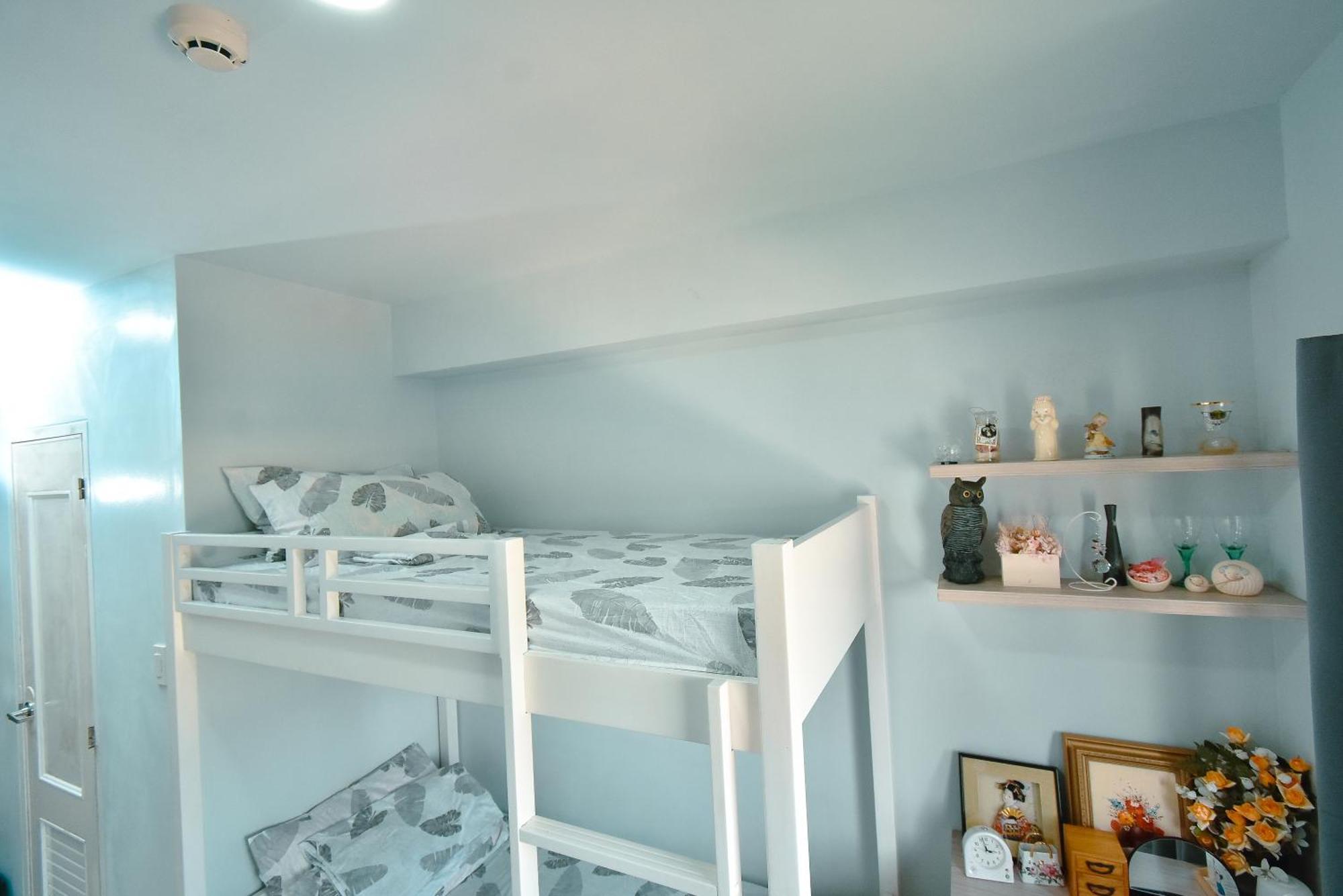 Cozy Unit With Free Pool, Netflix & Wifi In Alabang Crq3 Aparthotel Muntinlupa City Exterior foto